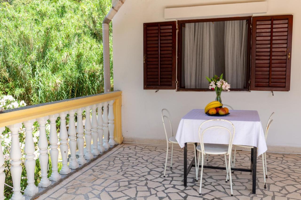 Ferienwohnung Vuko I Magdalena Midzor Petrovac na moru Exterior foto