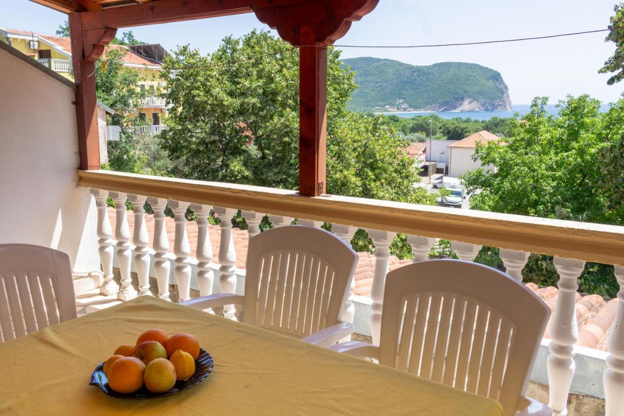 Ferienwohnung Vuko I Magdalena Midzor Petrovac na moru Exterior foto