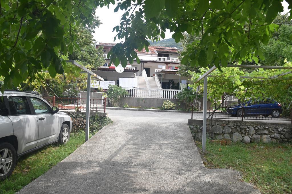 Ferienwohnung Vuko I Magdalena Midzor Petrovac na moru Exterior foto